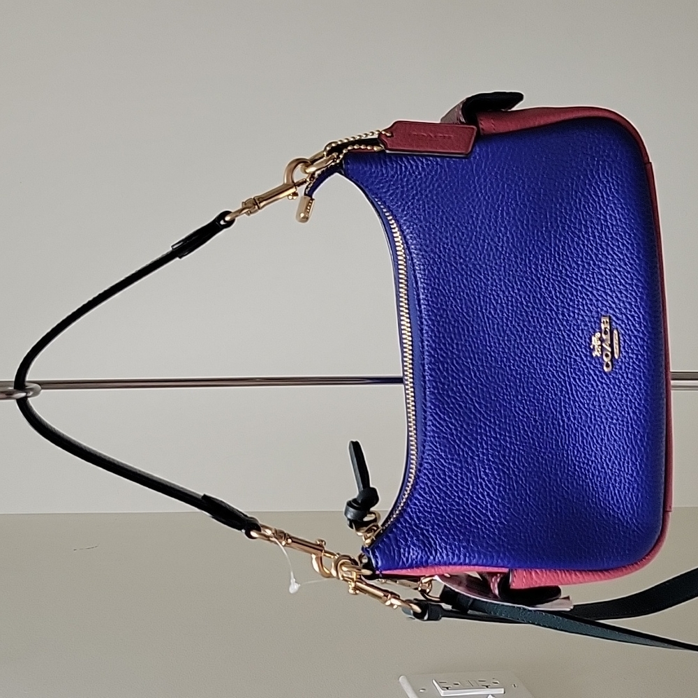Coach Small.Shoulder Bag